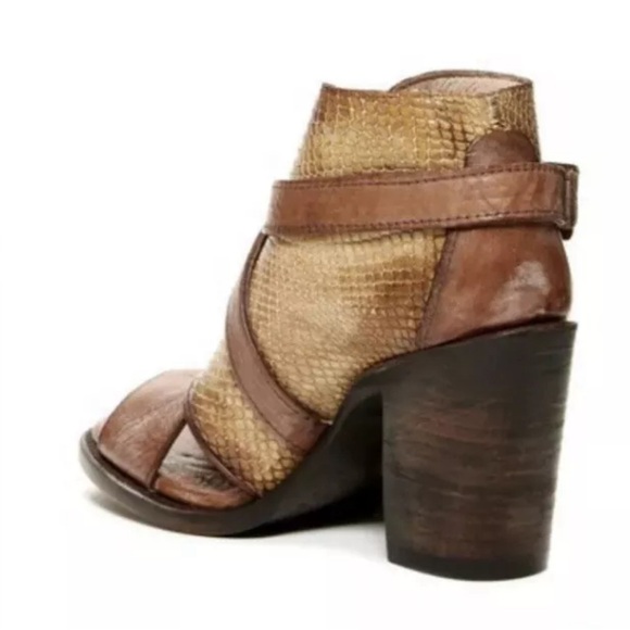 Freebird by Steven RATTLE booties, size 8 - Picture 5 of 10